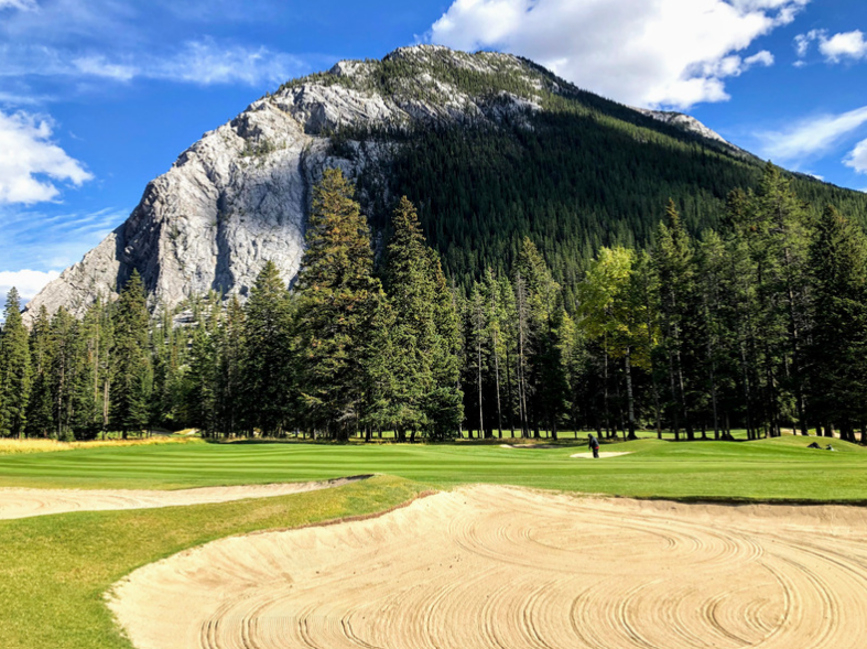 How To Get Out Of Bunkers Easily